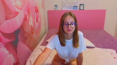 AliceAdam live cam on Cam4
