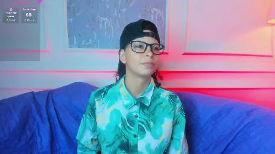 AliceMadnes live cam on Cam4