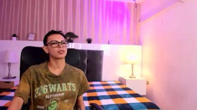 AliceMadnes live cam on Cam4