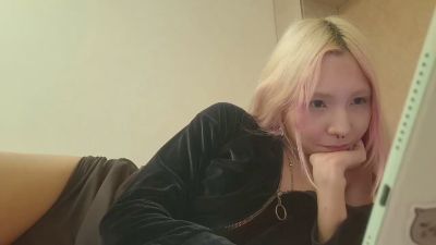 AliceMullahy live cam on Cam4
