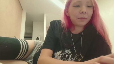AliceMullahy live cam on Cam4