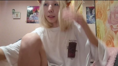 AliceMullahy live cam on Cam4