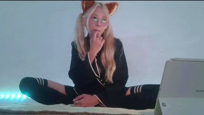 AliceMullahy live cam on Cam4