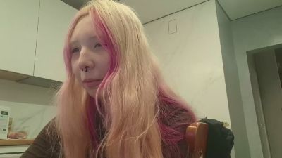 AliceMullahy live cam on Cam4