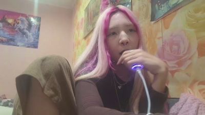 AliceMullahy live cam on Cam4