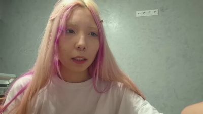 AliceMullahy live cam on Cam4
