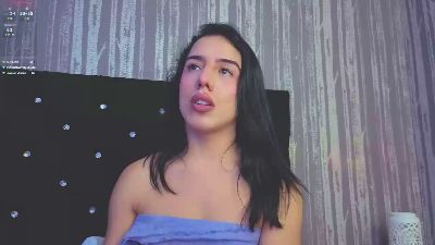 Alicee_Moon live cam on Cam4