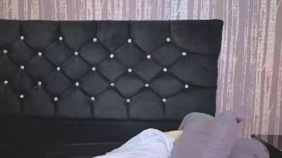 Alicee_Moon live cam on Cam4