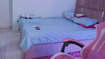 Alicesimpson1 live cam on Cam4