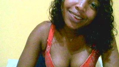 Aliciana_21 live cam on Cam4