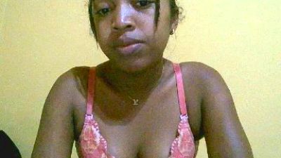Aliciana_21 live cam on Cam4
