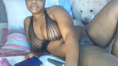 Aliechaps1 live cam on Cam4
