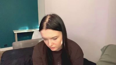 AlineDubis live cam on Cam4