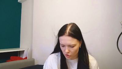 AlineDubis live cam on Cam4