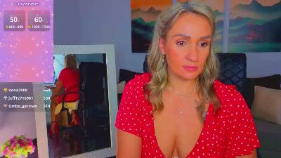 Alisa_Allisen live cam on Cam4
