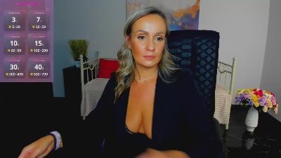 Alisa_Allisen live cam on Cam4