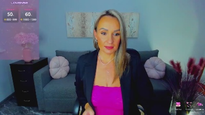 Alisa_Allisen live cam on Cam4