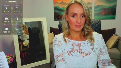 Alisa_Allisen live cam on Cam4