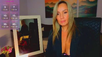 Alisa_Allisen live cam on Cam4