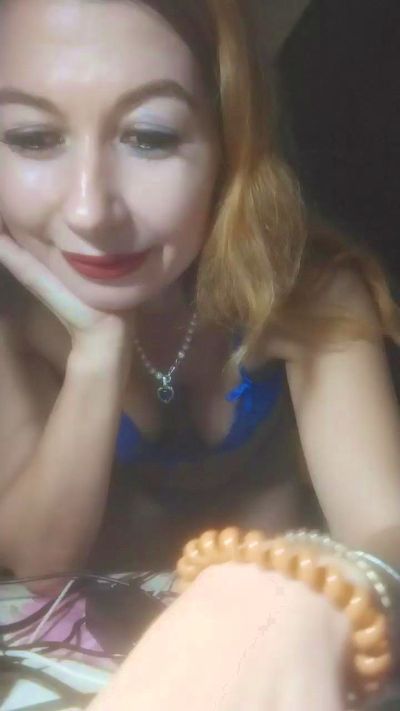 Alisagood live cam on Cam4