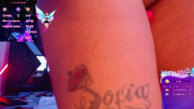 Alisha_69 live cam on Cam4