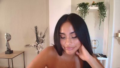 Alishafoxxx live cam on Cam4
