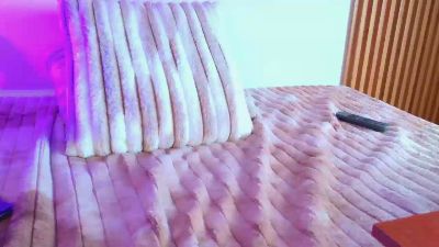 AlisonAndree live cam on Cam4
