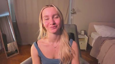 AlissaBallenger live cam on Cam4