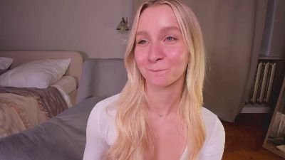 AlissaBallenger live cam on Cam4