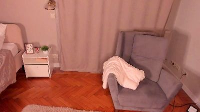 AlissaBallenger live cam on Cam4