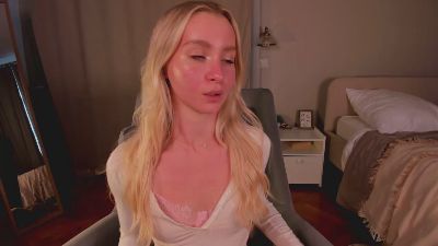 AlissaBallenger live cam on Cam4