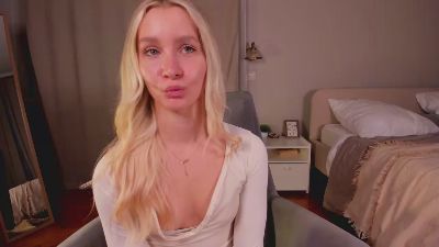 AlissaBallenger live cam on Cam4