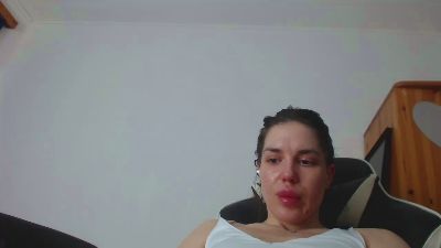 Alissarun live cam on Cam4