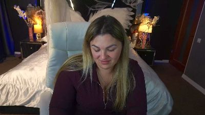 AlissyaGrayy live cam on Cam4