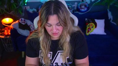 AlissyaGrayy live cam on Cam4