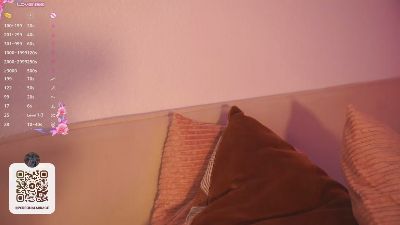 AlitaPollen live cam on Cam4