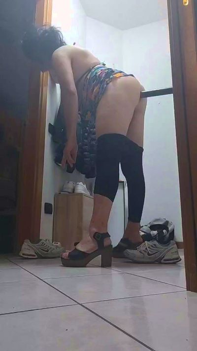 Alixa20 live cam on Cam4