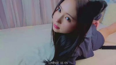AlizaKisser live cam on Cam4