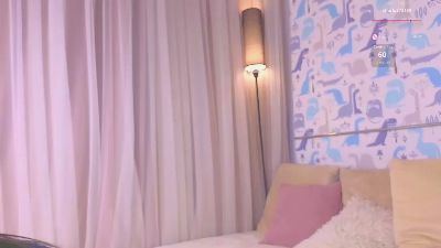 AlizaKisser live cam on Cam4