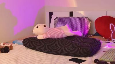 AlkhimRebecca live cam on Cam4