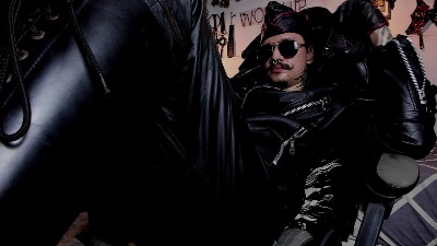 AllanDemone live cam on Cam4