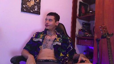 Allan_keller live cam on Cam4