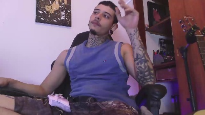 Allan_keller live cam on Cam4