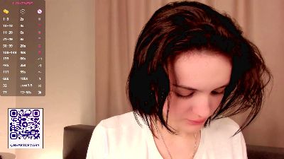 AlleenBanome live cam on Cam4