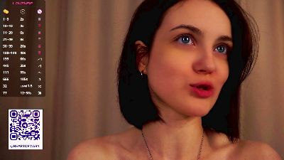 AlleenBanome live cam on Cam4