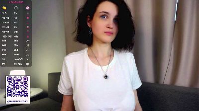 AlleenBanome live cam on Cam4