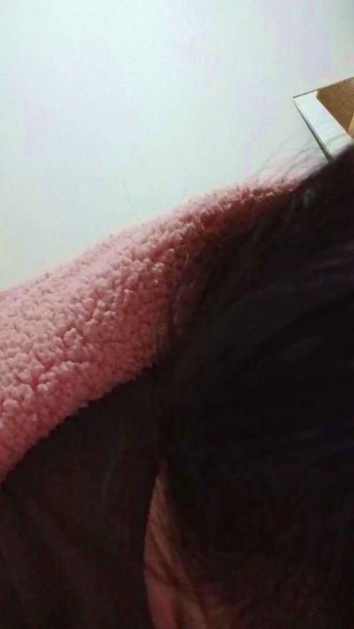 Allegracurvy live cam on Cam4