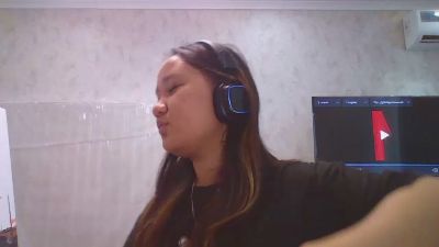 AllenaBertog live cam on Cam4