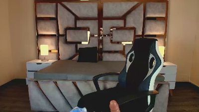 Alli_Kori live cam on Cam4