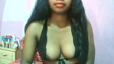 Allias2002 live cam on Cam4